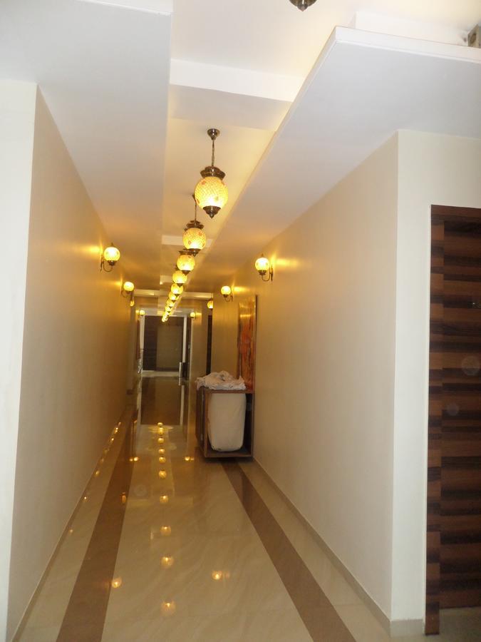Hotel Raj Palace Ahmednagar Extérieur photo
